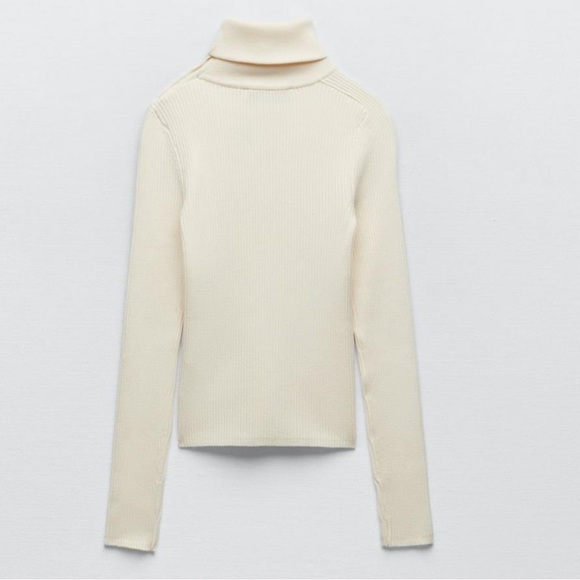 Zara knit sweater with gold side buttons - Picture 4 of 8